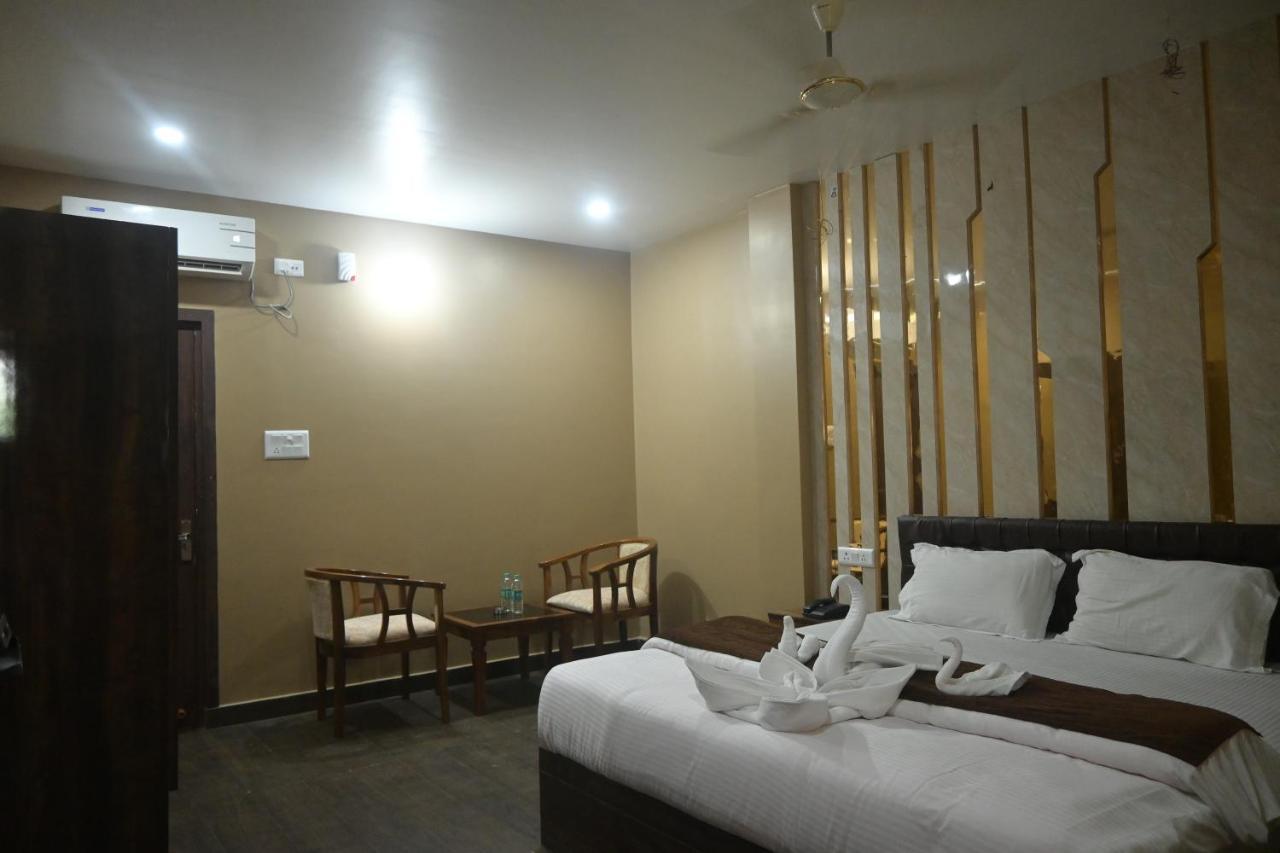 Hotel Maa International Alipur Duar Exterior photo